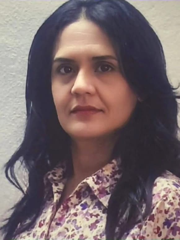 Dr. Amira Sghari - Enseignante-Chercheure en Management